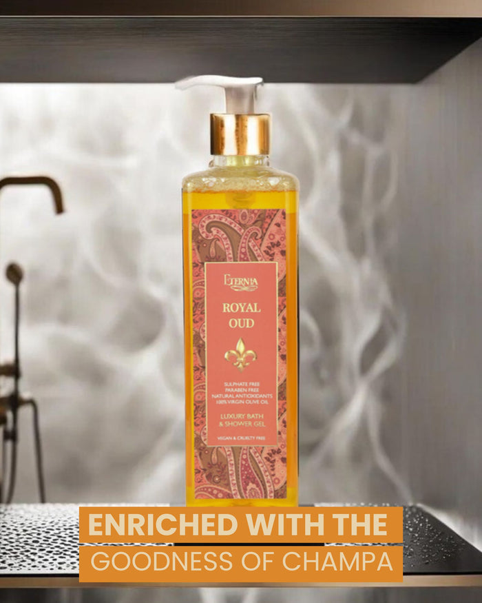 Royal Oud bath and shower gel bottle with pump dispenser, upright view