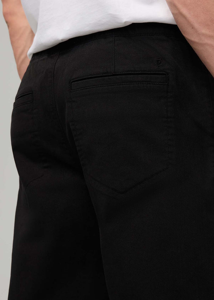 Men's Black Pull-On FlexTwill Pant Back Pockets