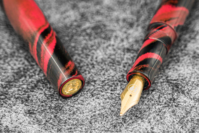 Galen X Studyo Agackakan - Fountain Pen V1 - Ebonite Red