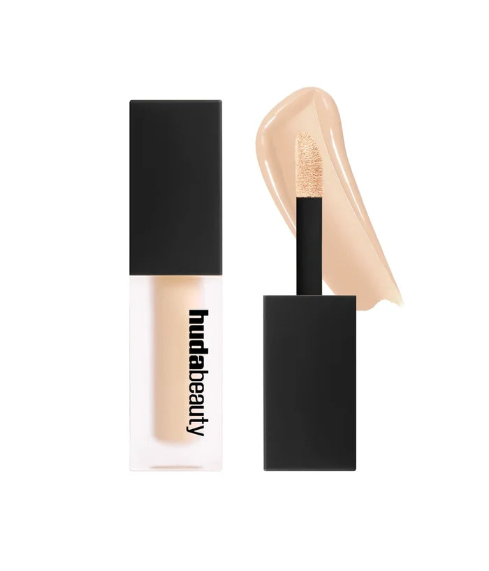 Huda beauty concealer mini size 2 ml