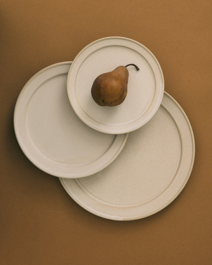 Narrow Rim Plate Medium - Stone Beige