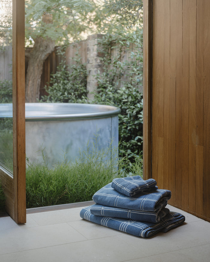 Ness Hand Towel - Celeste / Chalk