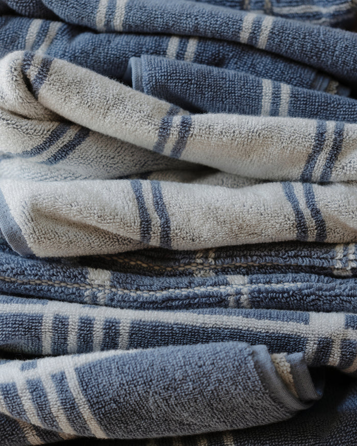 Ness Hand Towel - Celeste / Chalk