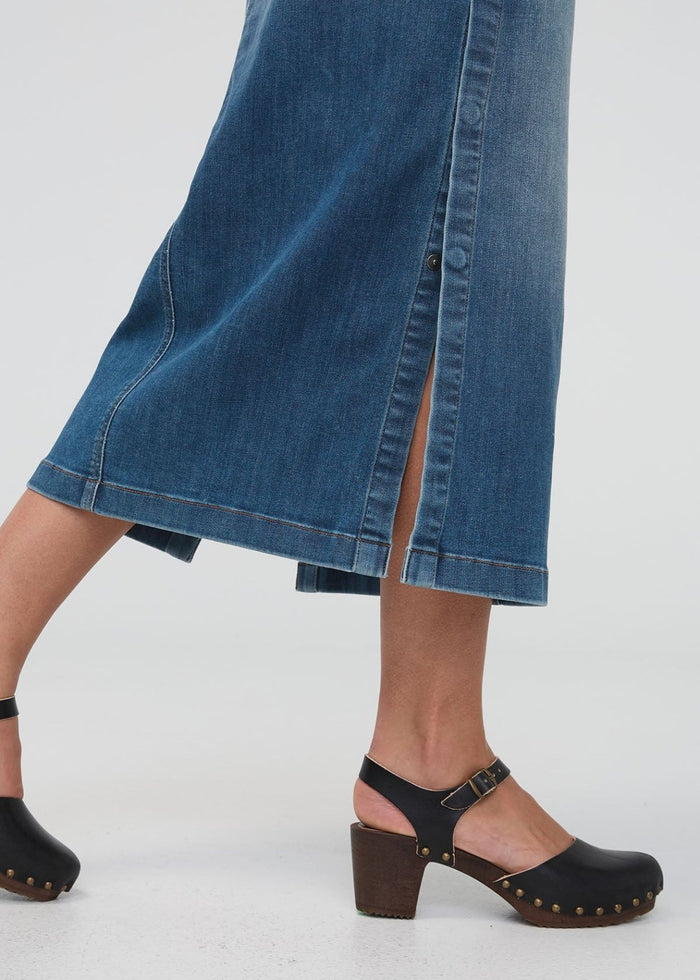 womens blue ash denim slit skirt slit snaps