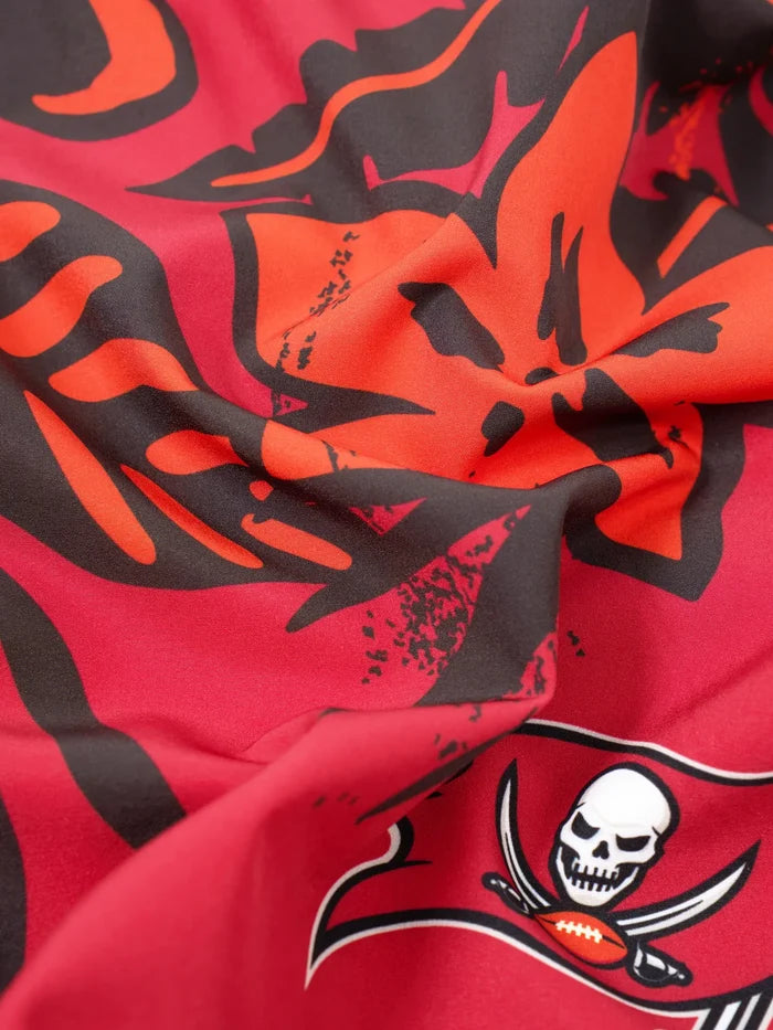 The Buccaneers Deep End Zones 5.5" (Classic Lined Swim Trunk) - Image 7 - Chubbies Shorts