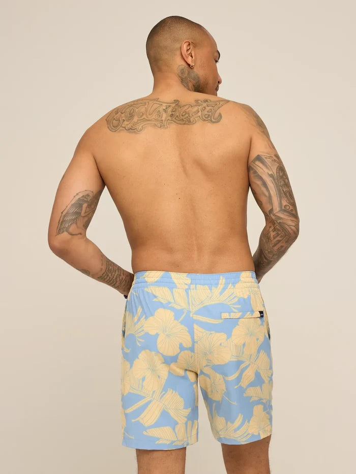The Gold Coasts 7" (Classic Lined Swim Trunk) - Image 2 - Chubbies Shorts
