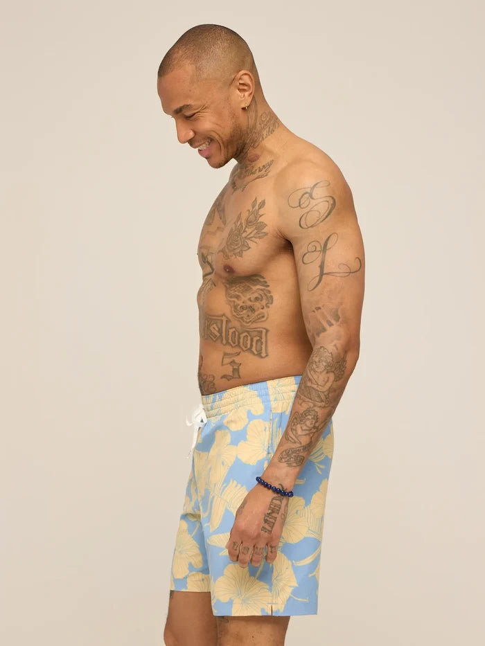 The Gold Coasts 7" (Classic Lined Swim Trunk) - Image 4 - Chubbies Shorts